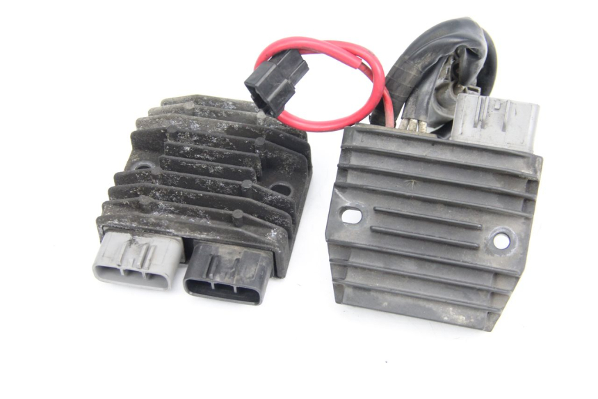 photo de REGULADOR DE CARGA YAMAHA FJR ABS 1300 (2006 - 2012) - Outro ângulo de visão