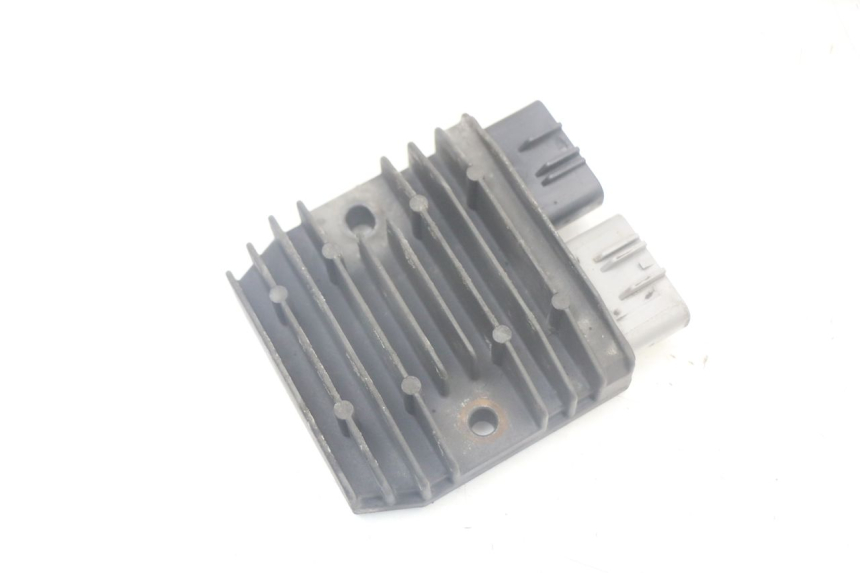 photo de REGULADOR DE CARGA YAMAHA FJR ABS 1300 (2006 - 2012) - Outro ângulo de visão