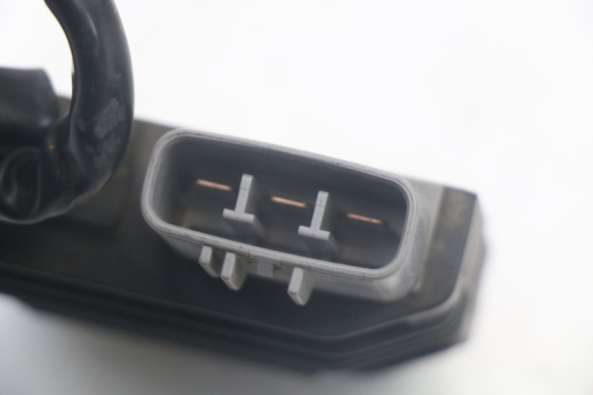 photo de REGULADOR DE CARGA YAMAHA FJR ABS 1300 (2006 - 2012) - Pontos de fixação