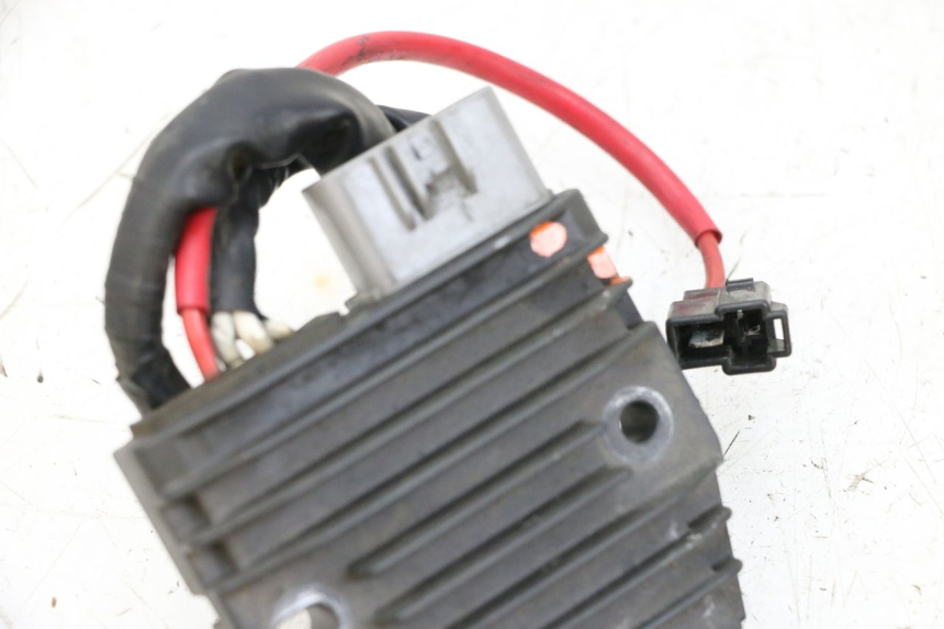 photo de REGULADOR DE CARGA YAMAHA FJR ABS 1300 (2006 - 2012) - Detalhe da peça