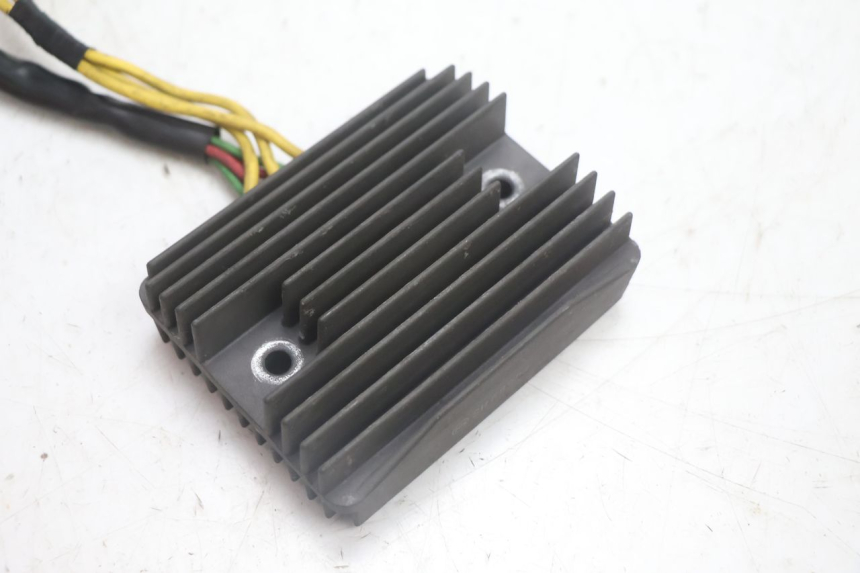 photo de REGULADOR DE CARGA HONDA FJS SILVER WING SILVERWING 400 (2005 - 2008) - Detalhe da peça