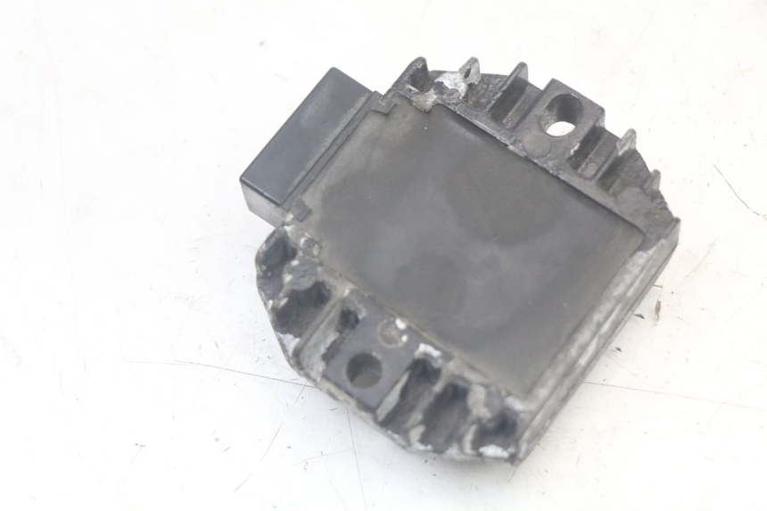 photo de REGULADOR DE CARGA MBK FLAME X 125 (2007 - 2016) - Ampliação técnica