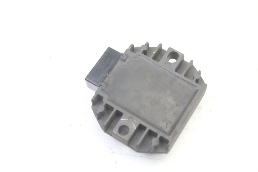 photo de REGULADOR DE CARGA MBK FLAME X 125 (2007 - 2016) - Outro ângulo de visão