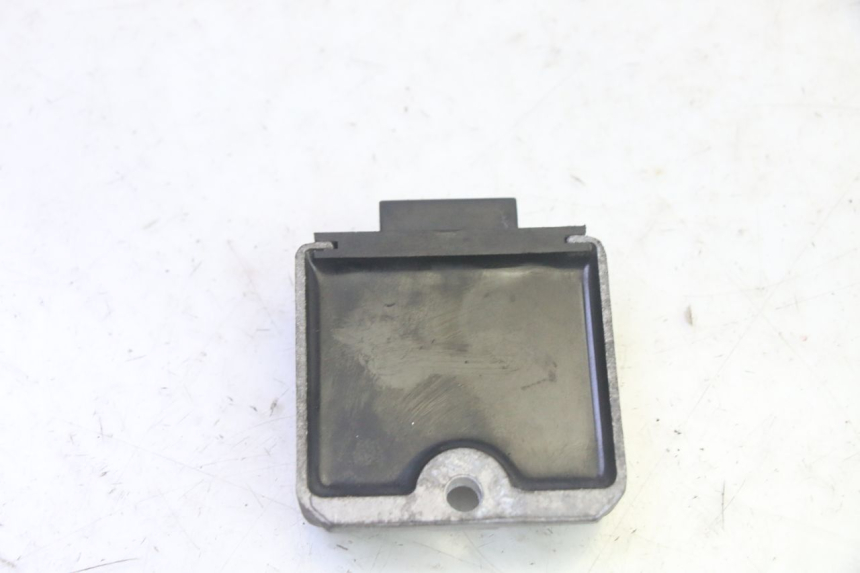 photo de REGULADOR DE CARGA PIAGGIO FLY 4T 50 (2013 - 2017) - Ampliação técnica