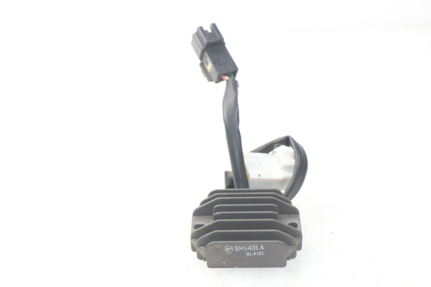 photo de REGULADOR DE CARGA PIAGGIO FLY IE 125 (2012 - 2017) - Ampliação técnica