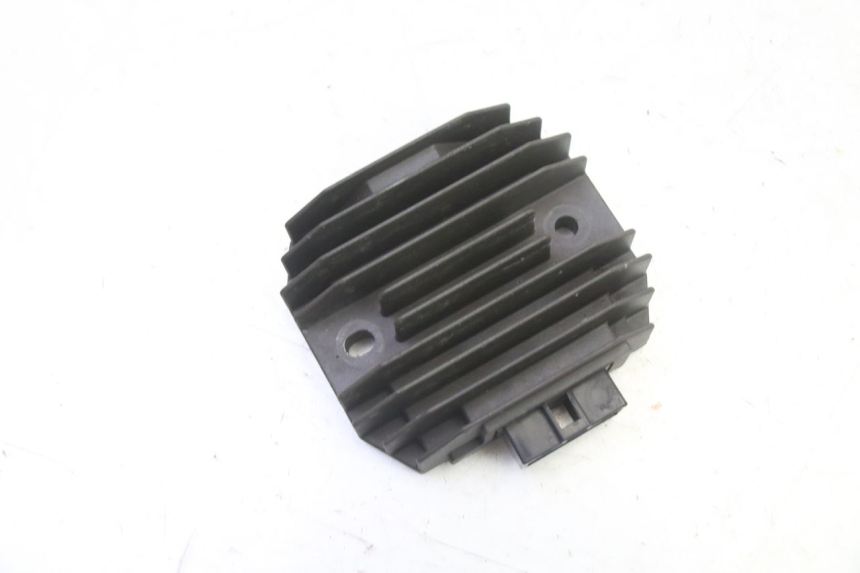 photo de REGULADOR DE CARGA YAMAHA FZ6 FAZER S2 600 (2007 - 2011) - Vista principal