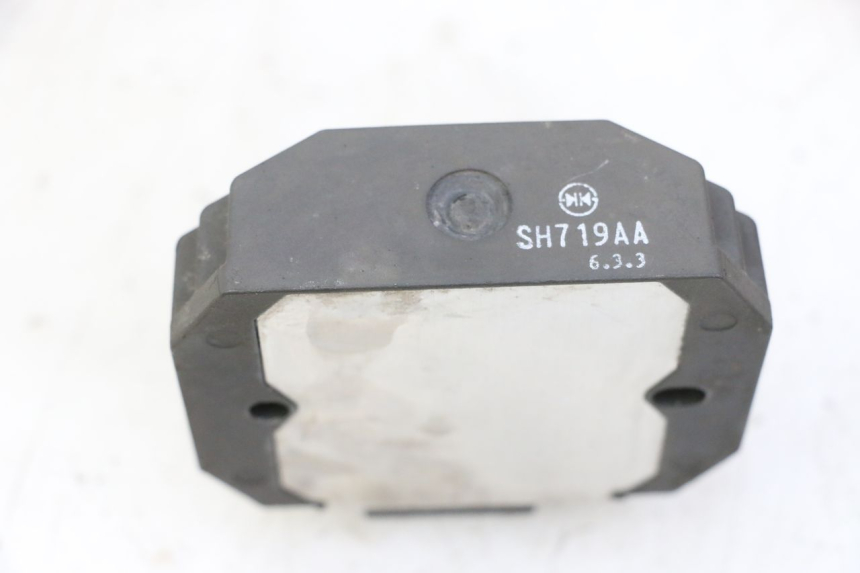photo de REGULADOR DE CARGA YAMAHA FZ6 N FAZER 600 (2004 - 2006) - Detalhe da peça