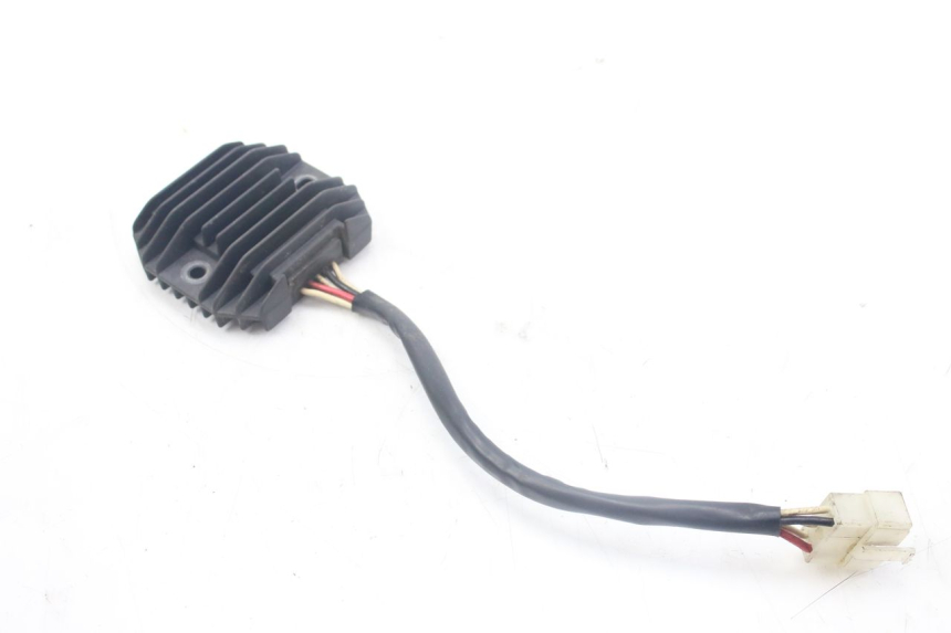 photo de REGULADOR DE CARGA YAMAHA FZS FAZER 600 (1998 - 2001) - Ampliação técnica