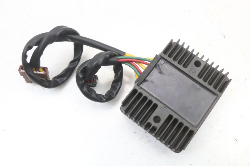 photo de REGULADOR DE CARGA PEUGEOT GEOPOLIS RS 125 (2007 - 2009) - Ampliação técnica