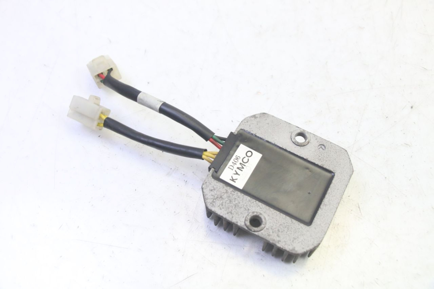 photo de REGULADOR DE CARGA KYMCO GRAND DINK 125 (2002 - 2007) - Outro ângulo de visão