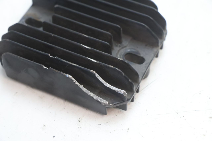 photo de REGULADOR DE CARGA SUZUKI GSR 600 (2005 - 2012) - Zoom do estado de desgaste