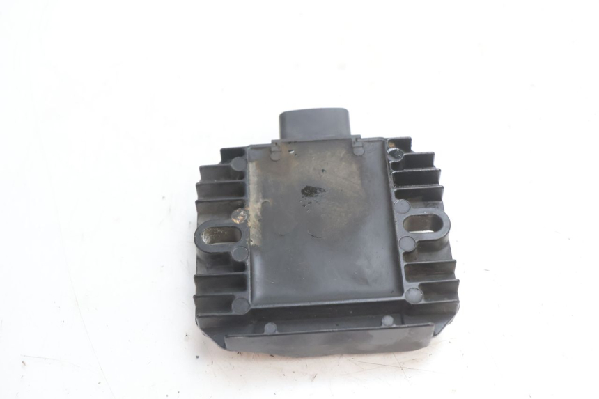 photo de REGULADOR DE CARGA SUZUKI GSR 600 (2005 - 2012) - Ampliação técnica