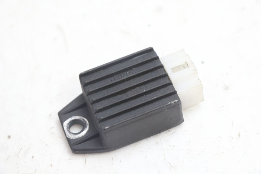 photo de REGULADOR DE CARGA EUROCKA GTR 50 (2007 - 2017) - Detalhe da peça