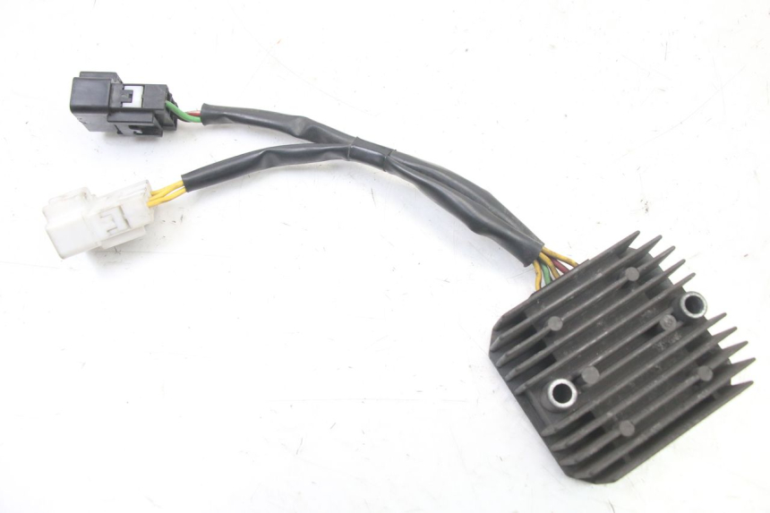 photo de REGULADOR DE CARGA HONDA FES S-WING SWING ABS 125 (2007 - 2015) - Vista principal
