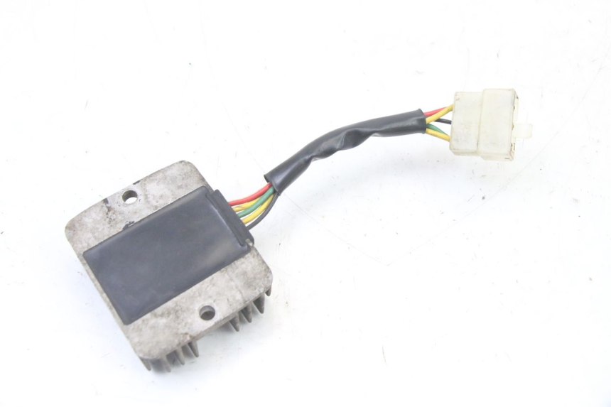 photo de REGULADOR DE CARGA HONDA MTX TC02 125 (1987 - 1989) - Zoom do estado de desgaste
