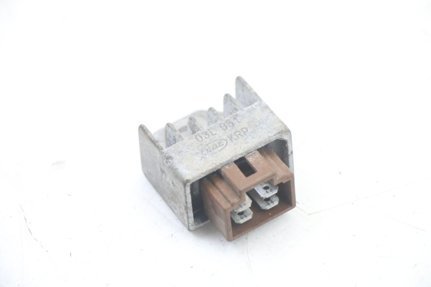 photo de REGULADOR DE CARGA HONDA SCV LEAD 100 (2003 - 2007) - Detalhe da peça