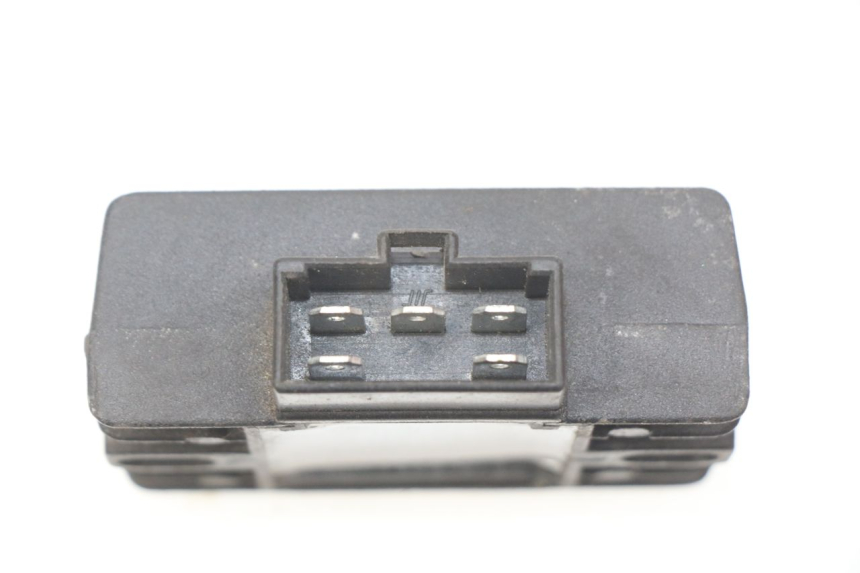 photo de REGULADOR DE CARGA HAOTIAN HT125T-2 125 - Zoom do estado de desgaste