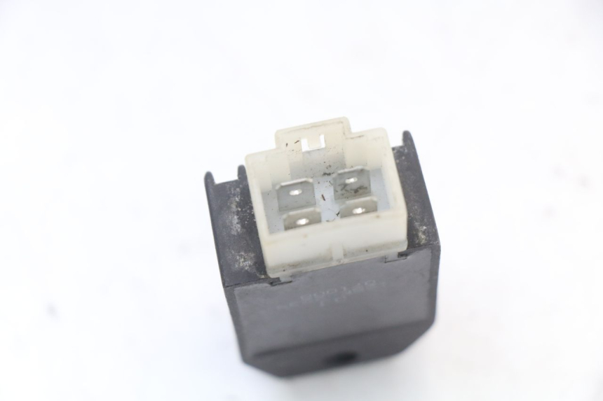 photo de REGULADOR DE CARGA KEEWAY HURRICANE 50 (2006 - 2019) - Zoom do estado de desgaste