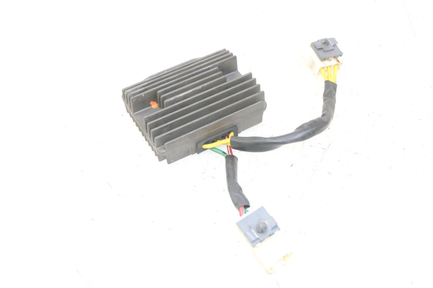 photo de REGULADOR DE CARGA PIAGGIO IE MP3 YOURBAN 300 (2011 - 2016) - Estado da superfície