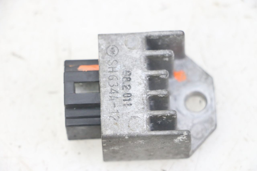photo de REGULADOR DE CARGA PEUGEOT JET FORCE CARBU 50 (2003 - 2016) - Vista principal