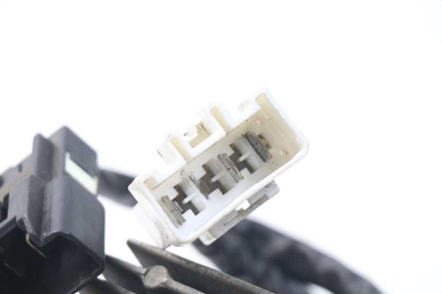 photo de REGULADOR DE CARGA SYM JOYMAX 250 (2013 - 2017) - Zoom do estado de desgaste