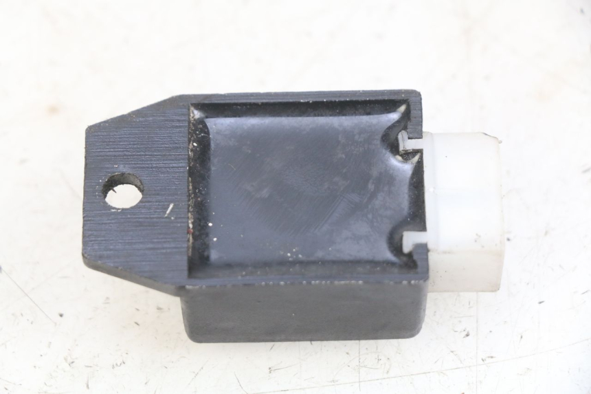 photo de REGULADOR DE CARGA PEUGEOT KISBEE 2T 50 (2010 - 2017) - Ampliação técnica