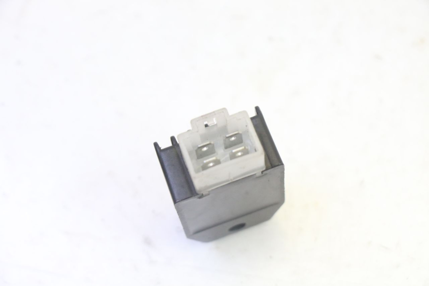 photo de REGULADOR DE CARGA PEUGEOT KISBEE 2T 50 (2010 - 2017) - Zoom do estado de desgaste