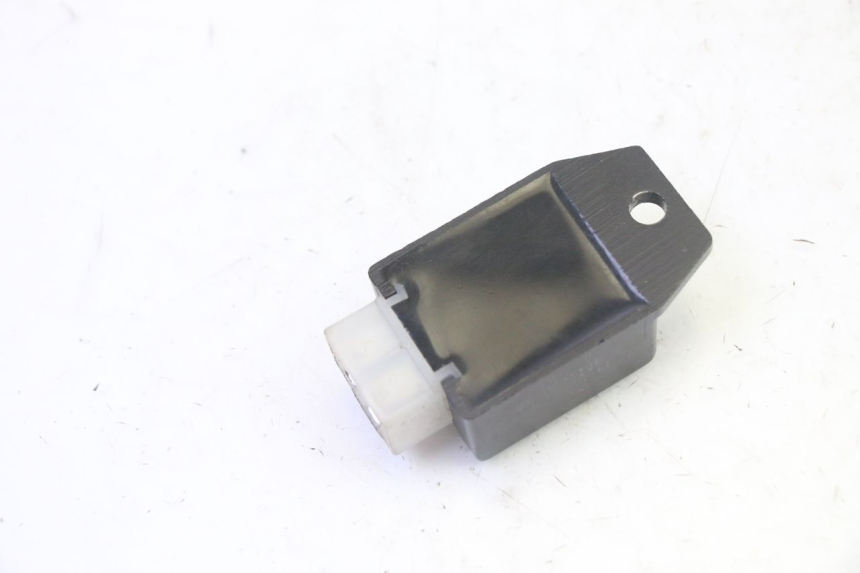 photo de REGULADOR DE CARGA PEUGEOT KISBEE 2T 50 (2010 - 2017) - Outro ângulo de visão