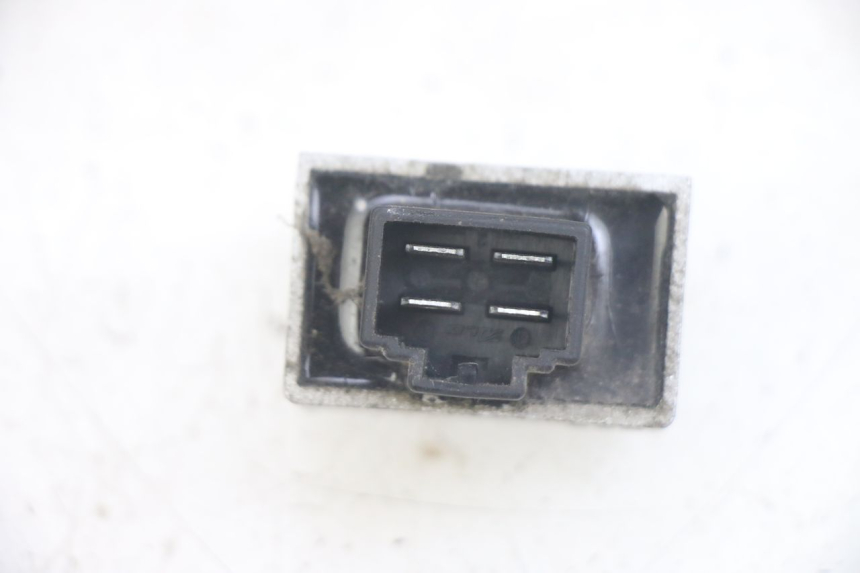 photo de REGULADOR DE CARGA PEUGEOT KISBEE 4T 50 (2010 - 2017) - Detalhe da peça
