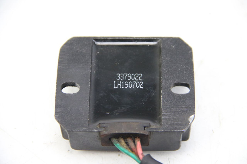 photo de REGULADOR DE CARGA ORCAL KITE 4T 50 (2019 - 2023) - Zoom do estado de desgaste