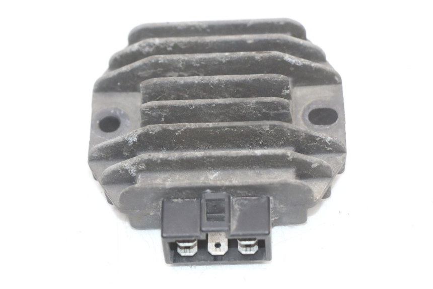 photo de REGULADOR DE CARGA RENAULT KOURANOS 125 (2001 - 2004) - Detalhe da peça