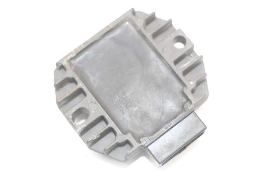 photo de REGULADOR DE CARGA RENAULT KOURANOS 125 (2001 - 2004) - Ampliação técnica