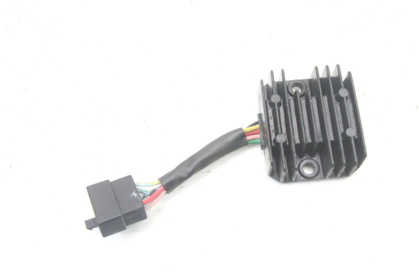 photo de REGULADOR DE CARGA KYMCO PEOPLE S 125 (2000 - 2008) - Detalhe da peça