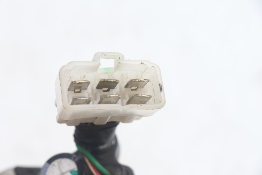 photo de REGULADOR DE CARGA PIAGGIO LIBERTY IGET 4T 50 (2021 - 2025) - Outro ângulo de visão