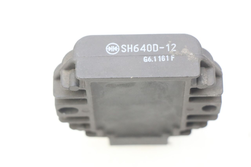 photo de REGULADOR DE CARGA PIAGGIO LIBERTY IGET S 125 (2016 - 2020) - Detalhe da peça