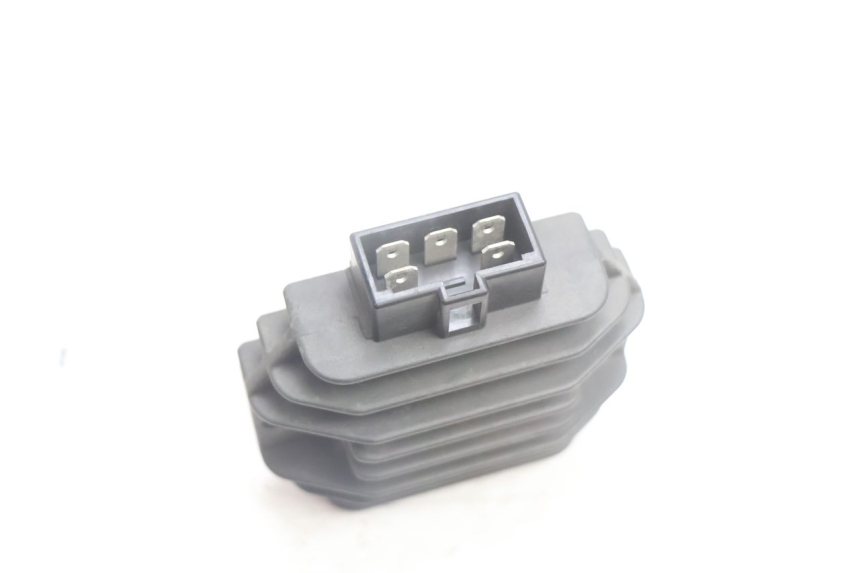 photo de REGULADOR DE CARGA PIAGGIO LIBERTY 125 (1998 - 2008) - Ampliação técnica