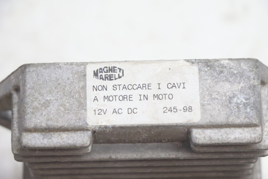 photo de REGULADOR DE CARGA PIAGGIO LIBERTY 50 (1998 - 2003) - Ampliação técnica