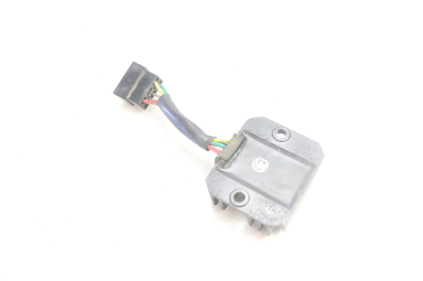 photo de REGULADOR DE CARGA KYMCO LIKE 125 (2009 - 2016) - Outro ângulo de visão