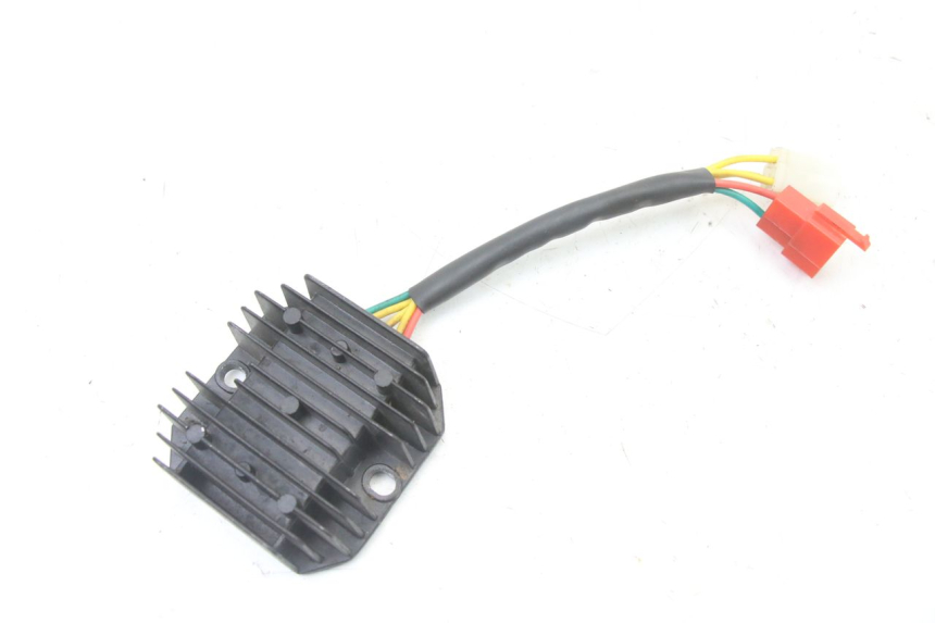 photo de REGULADOR DE CARGA LONGJIA SHARPY 125 (2020 - 2024) - Vista principal