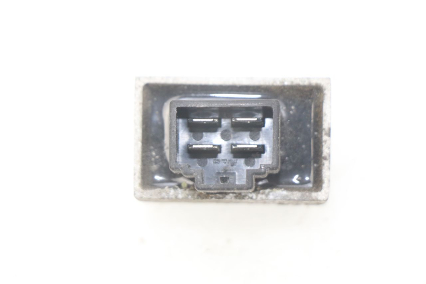 photo de REGULADOR DE CARGA PEUGEOT LUDIX 2 PRO 4T 50 (2008 - 2013) - Zoom do estado de desgaste