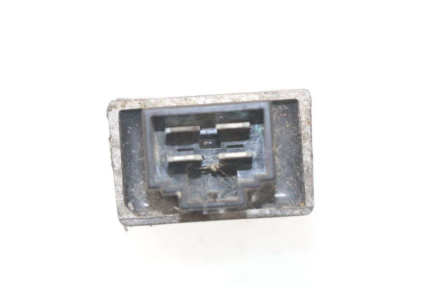 photo de REGULADOR DE CARGA PEUGEOT LUDIX 50 (2005 - 2007) - Zoom do estado de desgaste