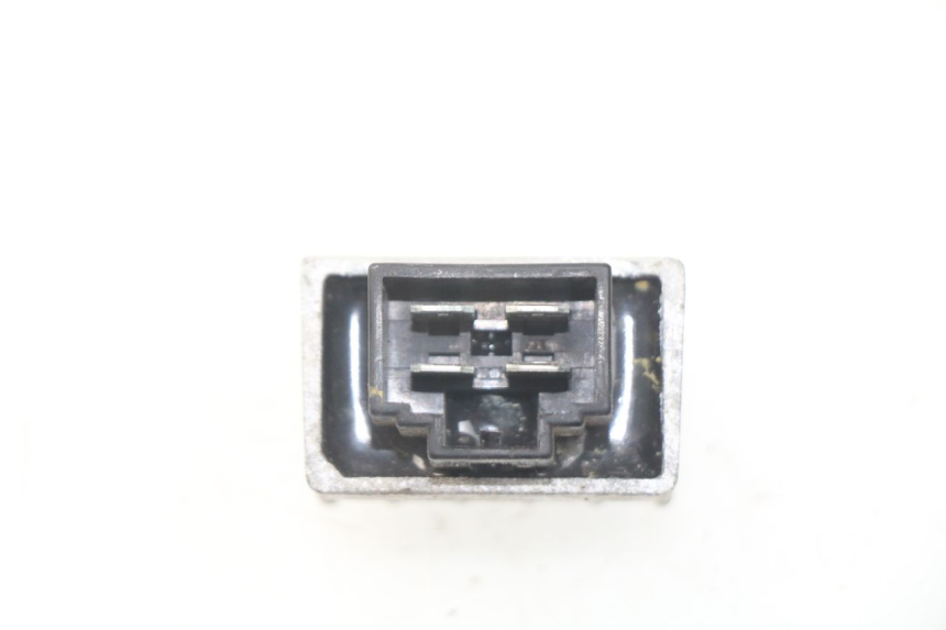 photo de REGULADOR DE CARGA PEUGEOT LUDIX 50 (2008 - 2017) - Zoom do estado de desgaste