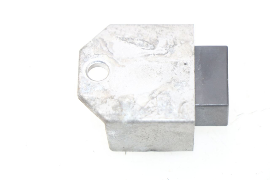 photo de REGULADOR DE CARGA PEUGEOT LUDIX 50 (2008 - 2017) - Zoom do estado de desgaste