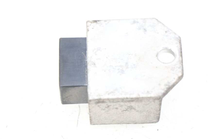 photo de REGULADOR DE CARGA PEUGEOT LUDIX 50 (2008 - 2017) - Detalhe da peça