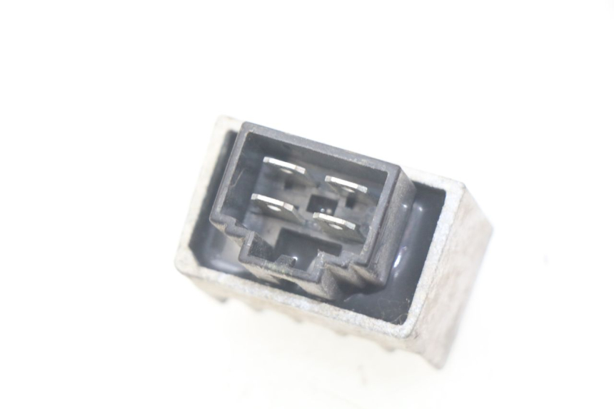 photo de REGULADOR DE CARGA PEUGEOT LUDIX 50 (2005 - 2007) - Detalhe da peça