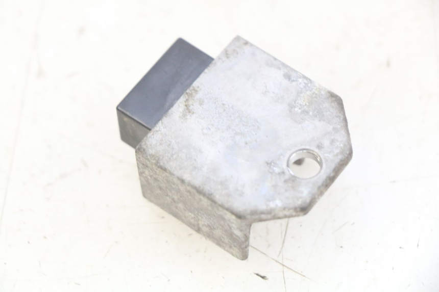 photo de REGULADOR DE CARGA PEUGEOT LUDIX 50 (2005 - 2007) - Detalhe da peça