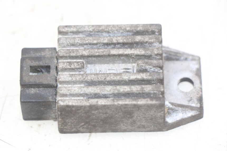 photo de REGULADOR DE CARGA PEUGEOT LUDIX 50 (2005 - 2007) - Vista principal