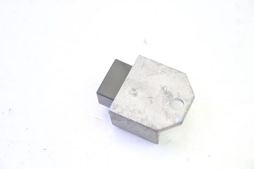photo de REGULADOR DE CARGA PEUGEOT LUDIX 50 (2005 - 2007) - Zoom do estado de desgaste