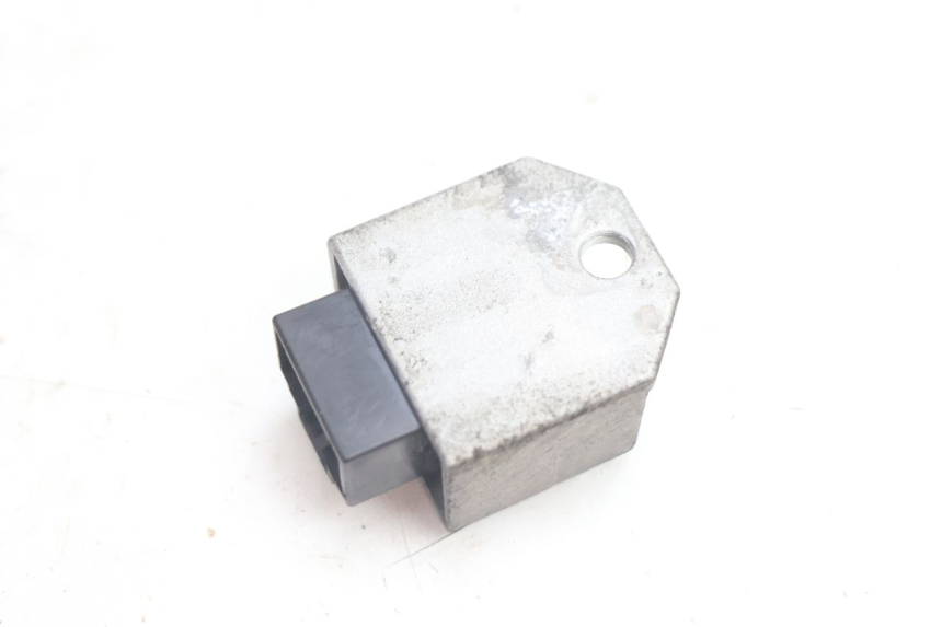 photo de REGULADOR DE CARGA PEUGEOT LUDIX ONE 14P 50 (2004 - 2013) - Zoom do estado de desgaste