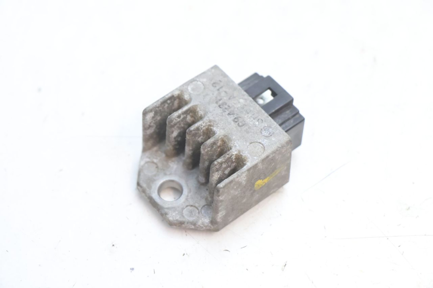 photo de REGULADOR DE CARGA PEUGEOT LUDIX ONE 50 (2004 - 2013) - Vista principal